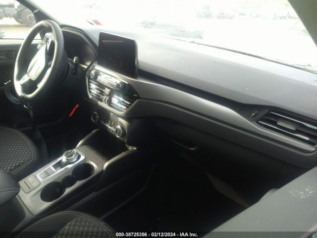 1FMCU9GN3PUB38671 Ford Escape Active