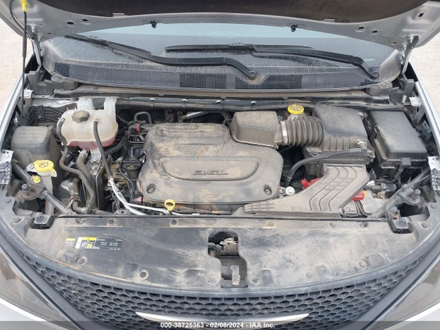 2C4RC1CG9PR516113 Chrysler Voyager Lx