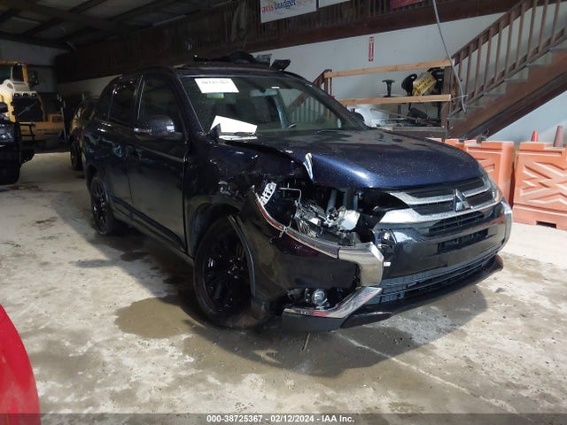Mitsubishi Outlander Le 2018 JA4AD3A34JZ030841 Image 1