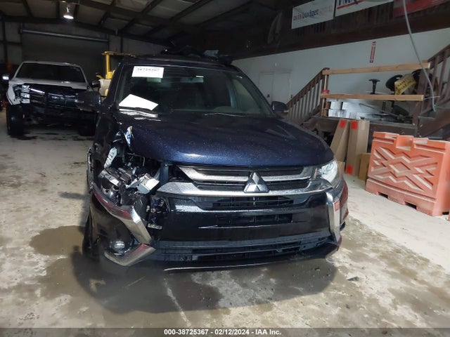 Mitsubishi Outlander Le 2018 JA4AD3A34JZ030841 Image 12