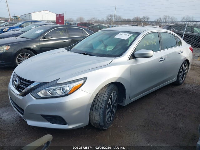 Nissan Altima 2.5 Sv 2018 1N4AL3AP8JC124838 Image 2