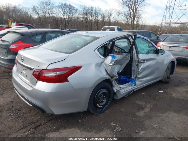 Nissan Altima 2.5 Sv 2018 1N4AL3AP8JC124838 Image 4