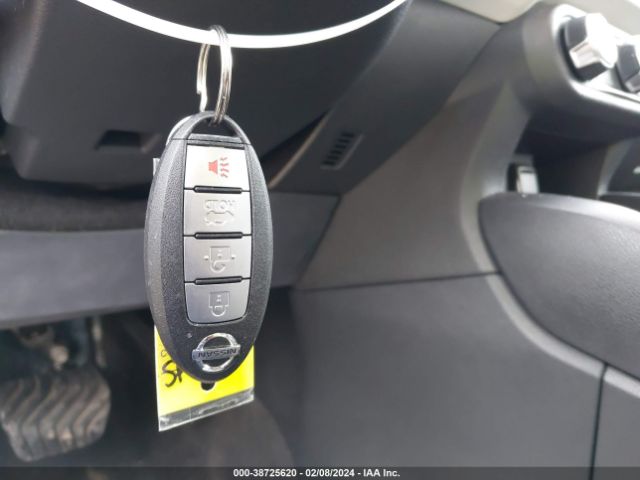3N1CN8EV0ML923429 Nissan Versa Sv Xtronic Cvt