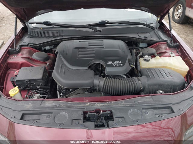 Chrysler 300 Touring 2018 2C3CCAAG4JH152628 Image 10