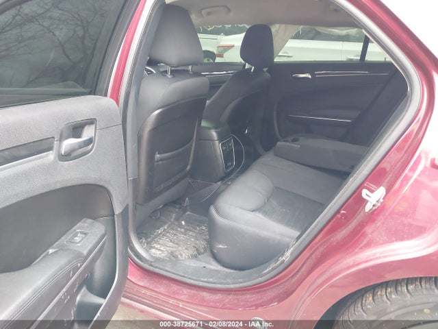 Chrysler 300 Touring 2018 2C3CCAAG4JH152628 Image 8