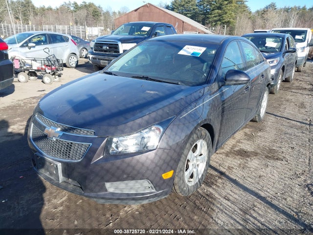 Chevrolet Cruze 1lt Auto 2014 1G1PC5SB3E7447107 Image 2