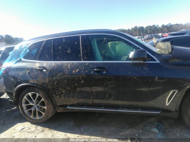5UXCR4C08M9F23940 BMW X5 Sdrive40i