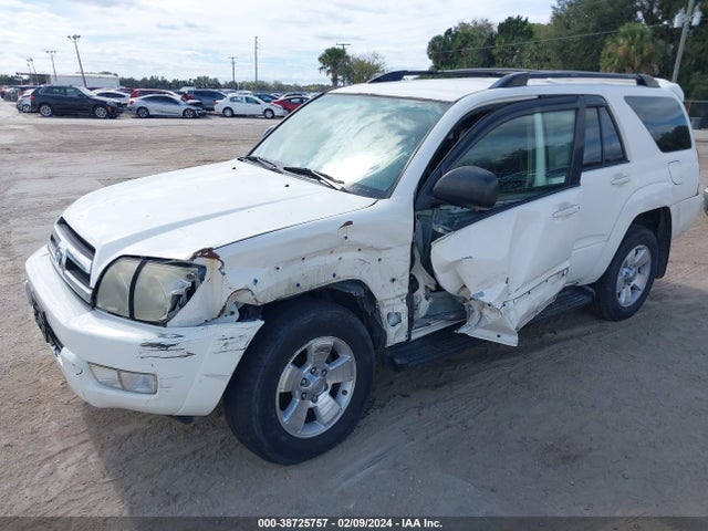 2005 TOYOTA 4RUNNER SR5 V6 VIN: JTEBU14R550068261