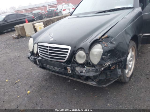 2002 MERCEDES-BENZ E-CLASS WDBJF83J22X062790 Photo 5