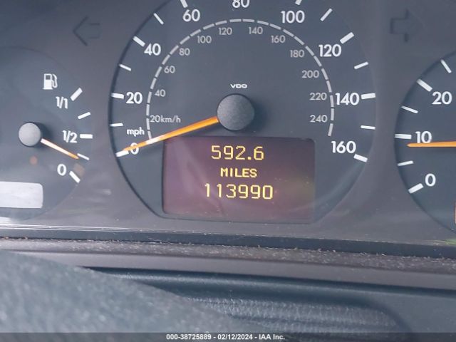 2002 MERCEDES-BENZ E-CLASS WDBJF83J22X062790 Photo 6