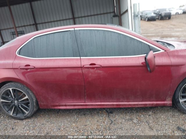 4T1B61HK1JU512357 Toyota CAMRY XSE