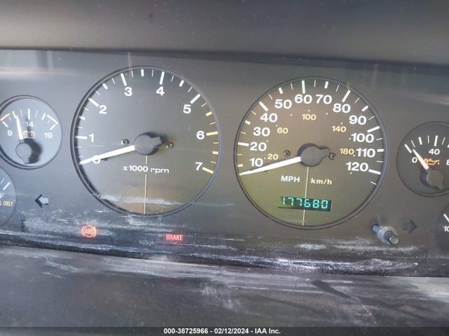 1998 JEEP GRAND CHEROKEE LAREDO VIN: 1J4GZ58Y7WC220135