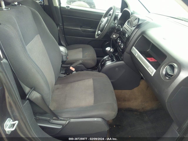 2017 JEEP COMPASS SPORT FWD VIN: 1C4NJCBA2HD146639