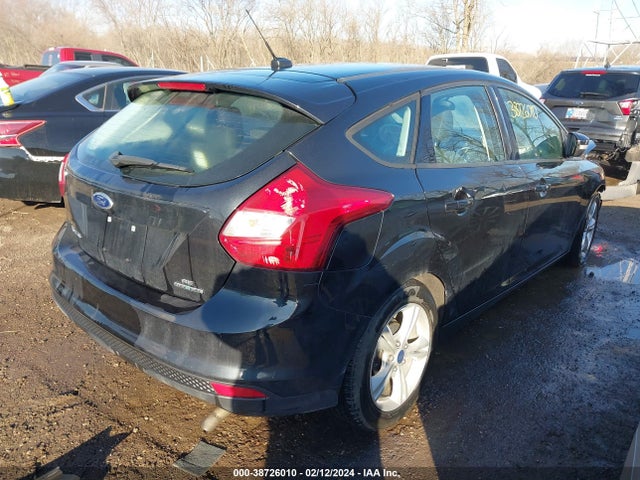 Ford FOCUS SE 2014 1FADP3K24EL200520 Image 4