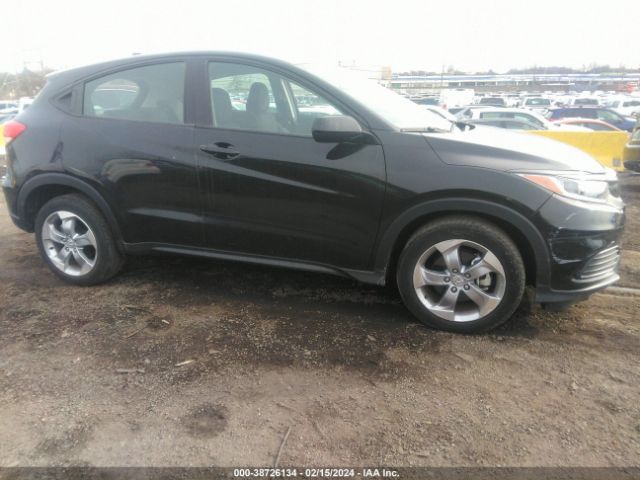 3CZRU6H30NM766032 Honda Hr-v Awd Lx