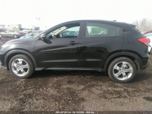 3CZRU6H30NM766032 Honda Hr-v Awd Lx