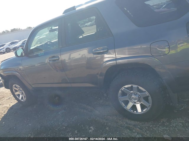 Toyota 4runner Trail 2014 JTEBU5JR1E5167951 Image 15