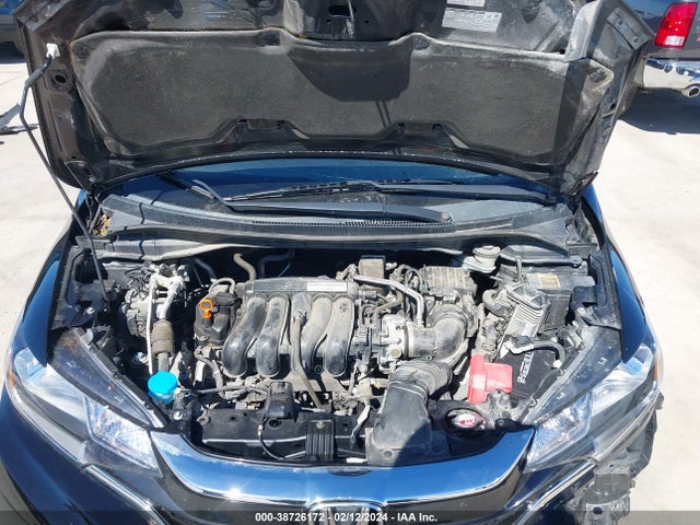 Honda FIT LX 2019 3HGGK5H44KM714714 Image 10