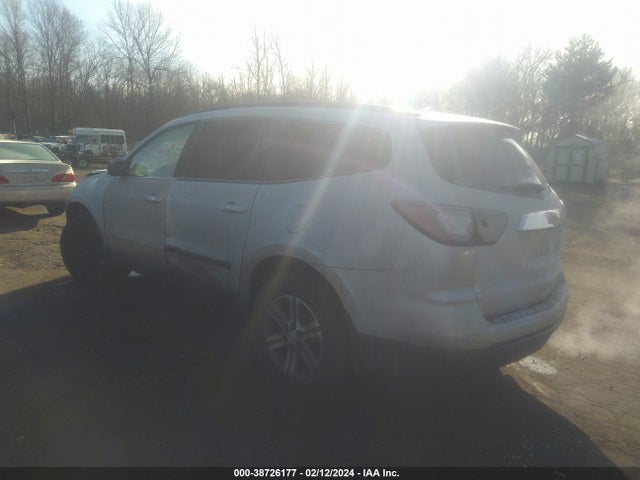 Chevrolet Traverse Ls 2015 1GNKRFED0FJ368136 Image 3