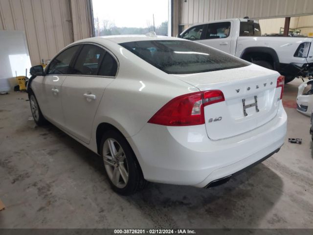 YV126MFB9F2316267 Volvo S60 T5 Premier