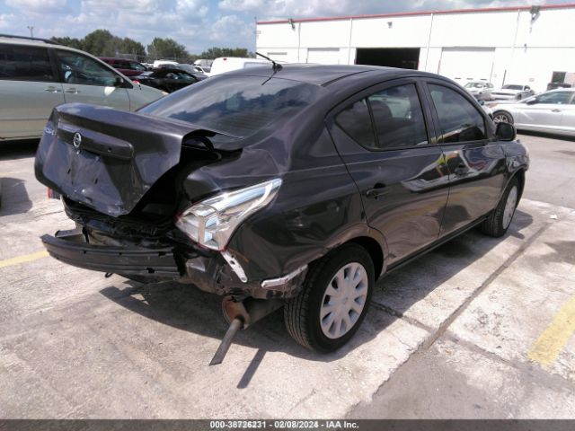 3N1CN7AP9FL811880 Nissan Versa 1.6 S