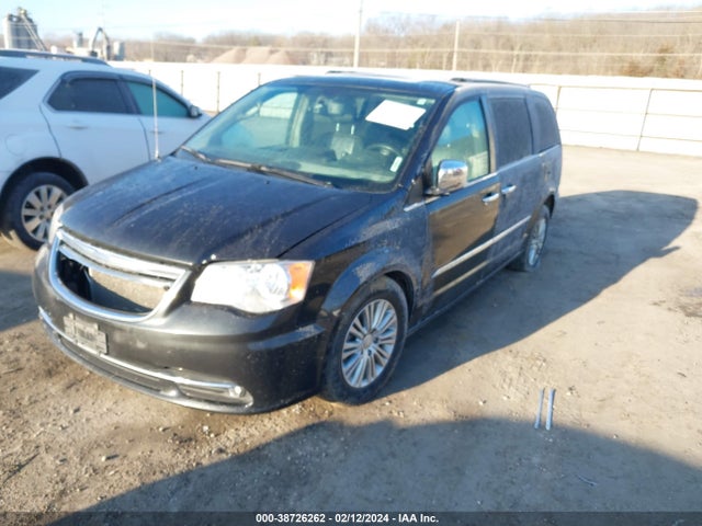 2C4RC1CG5GR128196 Chrysler Town & Country Touring-l Anniversary Edition
