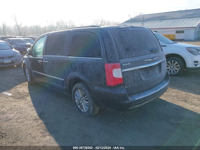 2C4RC1CG5GR128196 Chrysler Town & Country Touring-l Anniversary Edition