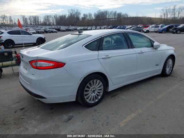 3FA6P0PU9ER155593 Ford Fusion Energi Se Luxury