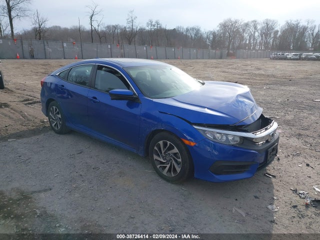 Honda CIVIC EX 2018 2HGFC2F79JH581739 zdjęcie główne