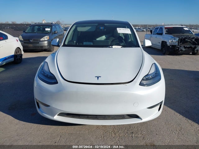 Tesla Model Y 2023 7SAYGDEE2PA090449 Image 12