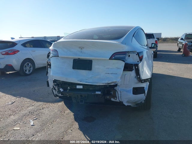 Tesla Model Y 2023 7SAYGDEE2PA090449 Image 6