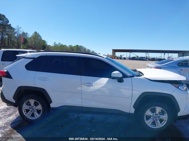 Toyota Rav4 Xle 2020 2T3W1RFV3LC072116 Image 13