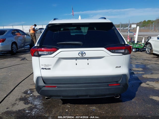 Toyota Rav4 Xle 2020 2T3W1RFV3LC072116 Image 16