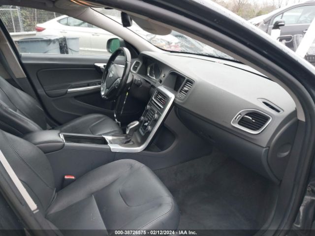 YV140MFB4F1307959 Volvo S60 T5 Premier