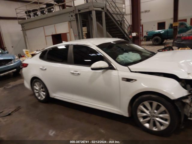 5XXGT4L31JG241147 KIA Optima S