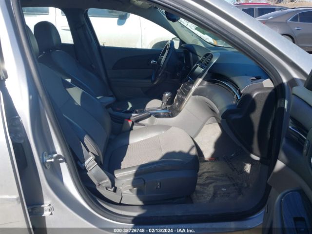 1G11D5SL2FF290236 Chevrolet MALIBU 2LT