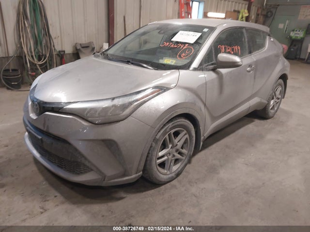 Toyota C-HR LE 2020 NMTKHMBX6LR116323 Image 2