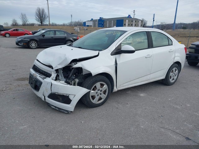 Chevrolet Sonic Ls Auto 2014 1G1JA5SH7E4181303 Image 2