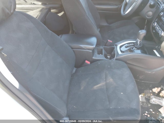 Nissan ROGUE SV 2016 5N1AT2MV0GC811976 Image 5