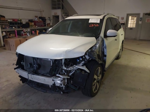 Nissan Pathfinder Platinum 2015 5N1AR2MMXFC620201 Image 2