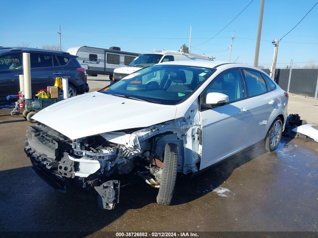 Ford FOCUS SE 2016 1FADP3F20GL322031 Image 6