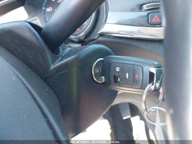 2G1105SA5H9128316 Chevrolet IMPALA 1LT