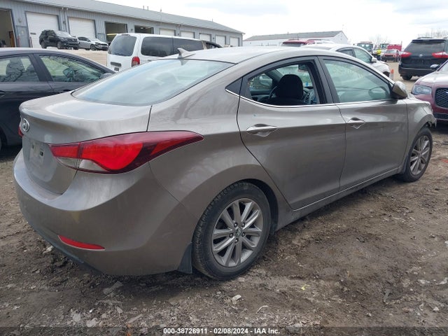 Hyundai ELANTRA SE 2015 5NPDH4AE7FH632243 Image 4