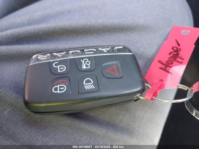 2018 JAGUAR XE SAJAG4FV9JCP17864 Photo 10