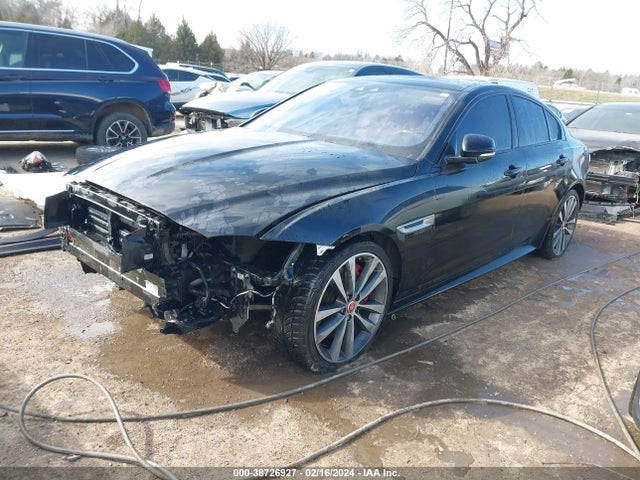 2018 JAGUAR XE SAJAG4FV9JCP17864 Photo 1