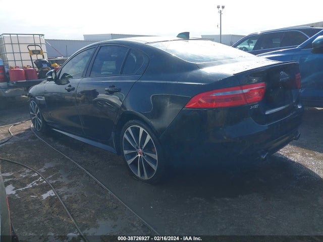 2018 JAGUAR XE SAJAG4FV9JCP17864 Photo 2