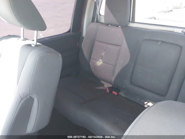 Nissan TITAN SV 2014 1N6BA0EC5EN508660 Image 8
