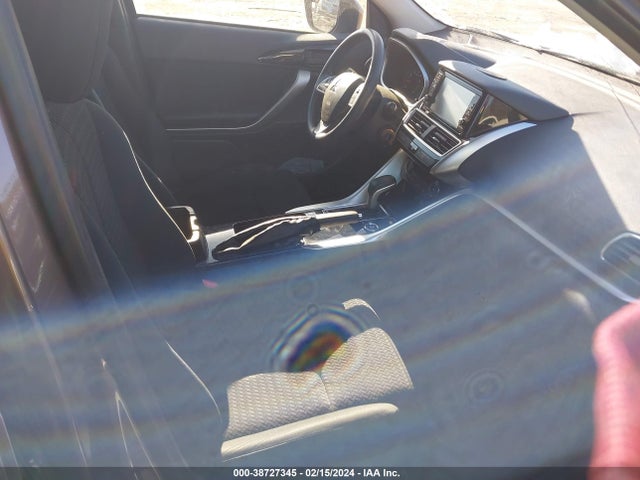 JA4AT3AAXLZ002823 Mitsubishi Eclipse Cross Es 1.5t Awc