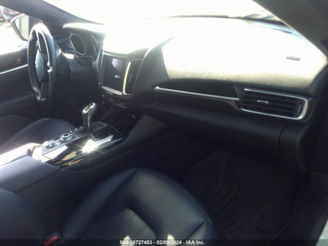 ZN661XUA7KX335302 Maserati Levante