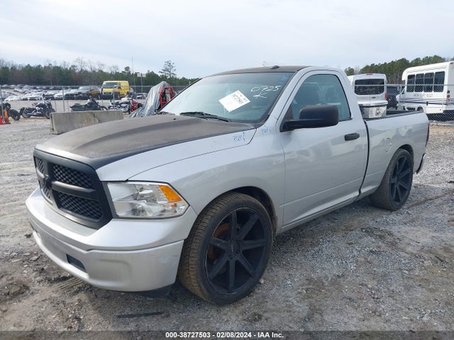 RAM 1500 Tradesman 2016 3C6JR6AG0GG300725 Image 2